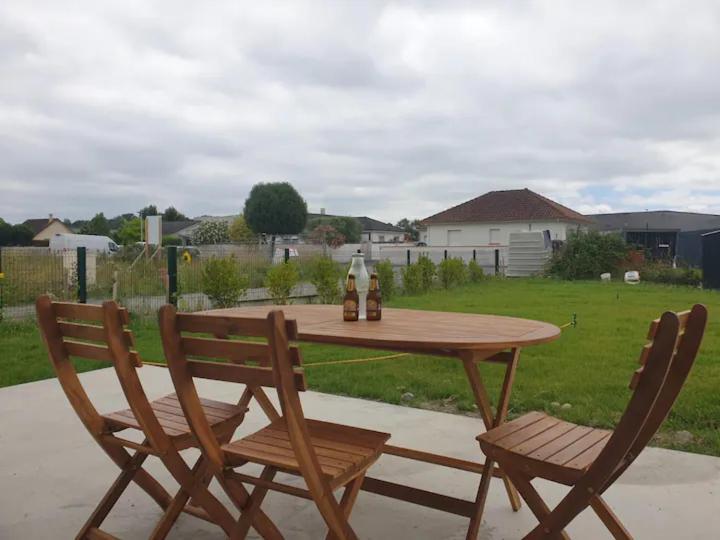 Chambre Calme Dans Une Maison Neuve Avec Jardin Billere Luaran gambar